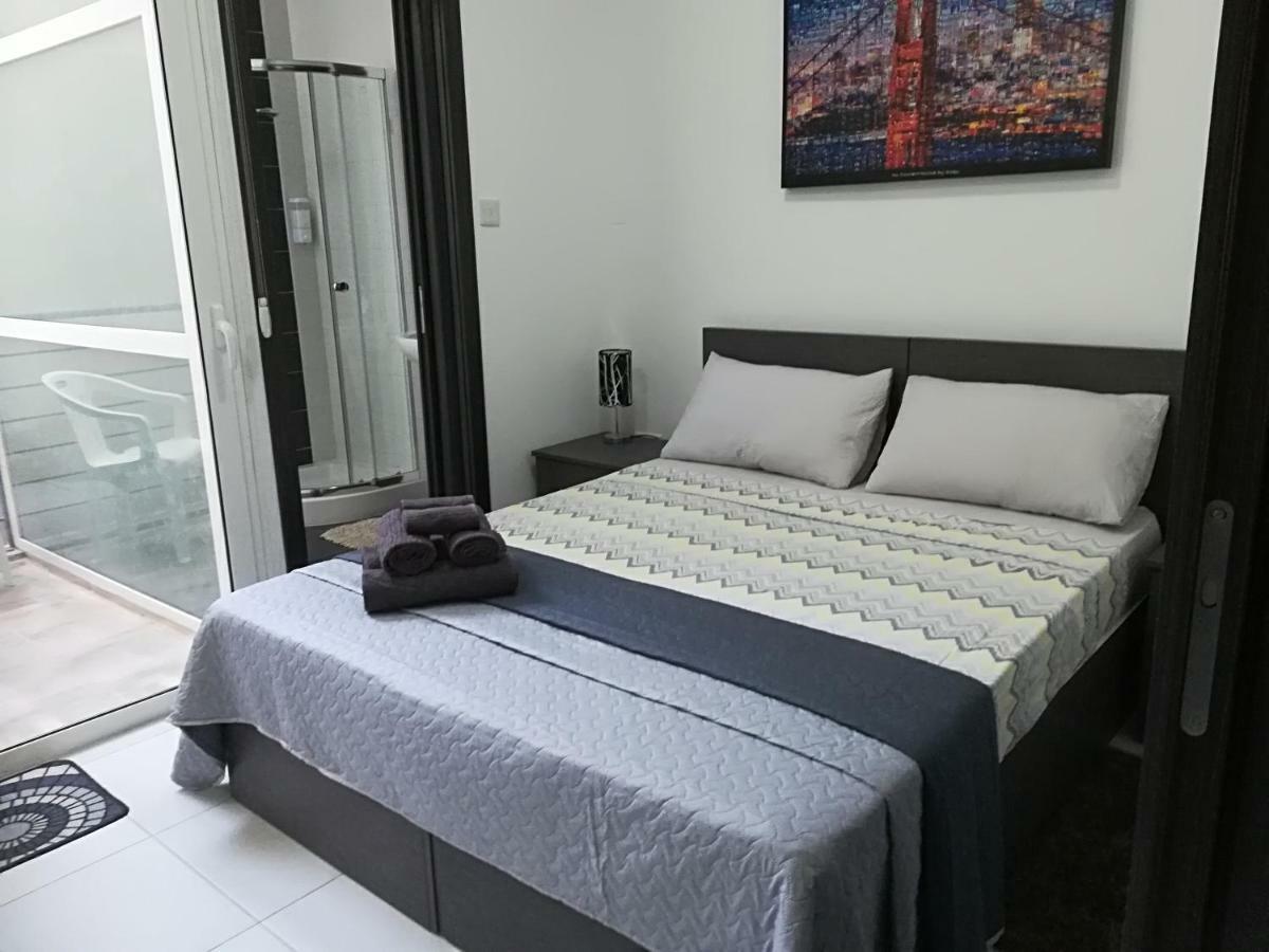 סליאמה Nice And Cosy Apartment Close To Seafront מראה חיצוני תמונה